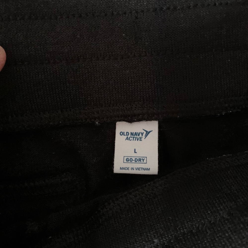 Old navy women’s go-dry black joggers